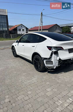 Внедорожник / Кроссовер Tesla Model Y 2021 в 
