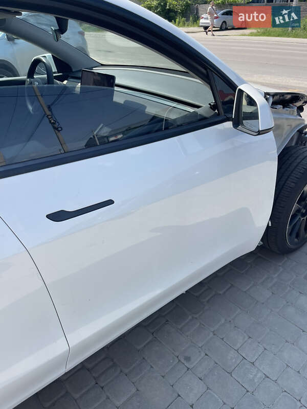 Внедорожник / Кроссовер Tesla Model Y 2021 в Софиевской Борщаговке