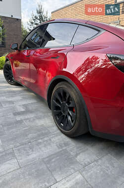 Внедорожник / Кроссовер Tesla Model Y 2022 в 