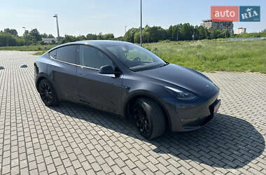 Внедорожник / Кроссовер Tesla Model Y 2024 в 