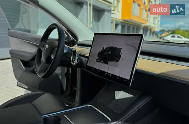 Внедорожник / Кроссовер Tesla Model Y 2022 в 