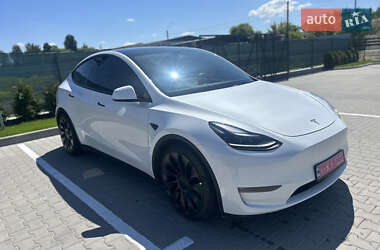 Внедорожник / Кроссовер Tesla Model Y 2021 в 