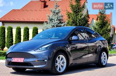 Внедорожник / Кроссовер Tesla Model Y 2024 в Черновцах