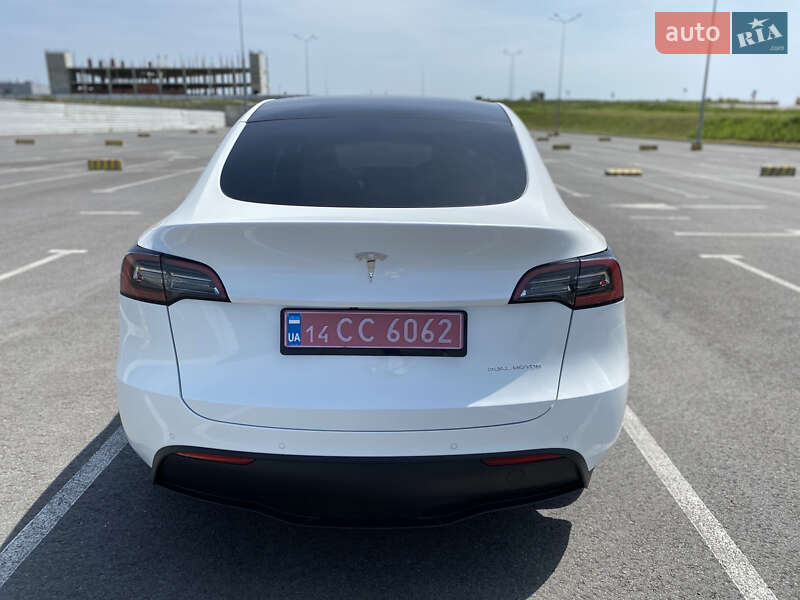 Внедорожник / Кроссовер Tesla Model Y 2021 в Львове