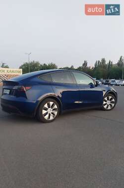 Внедорожник / Кроссовер Tesla Model Y 2023 в 