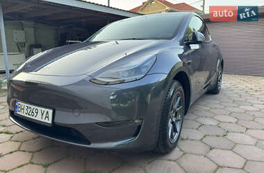 Внедорожник / Кроссовер Tesla Model Y 2023 в 