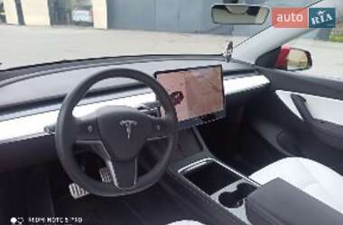 Позашляховик / Кросовер Tesla Model Y 2021 в 
