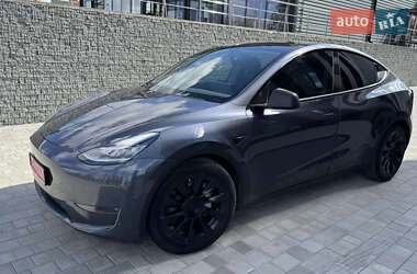 Внедорожник / Кроссовер Tesla Model Y 2021 в 
