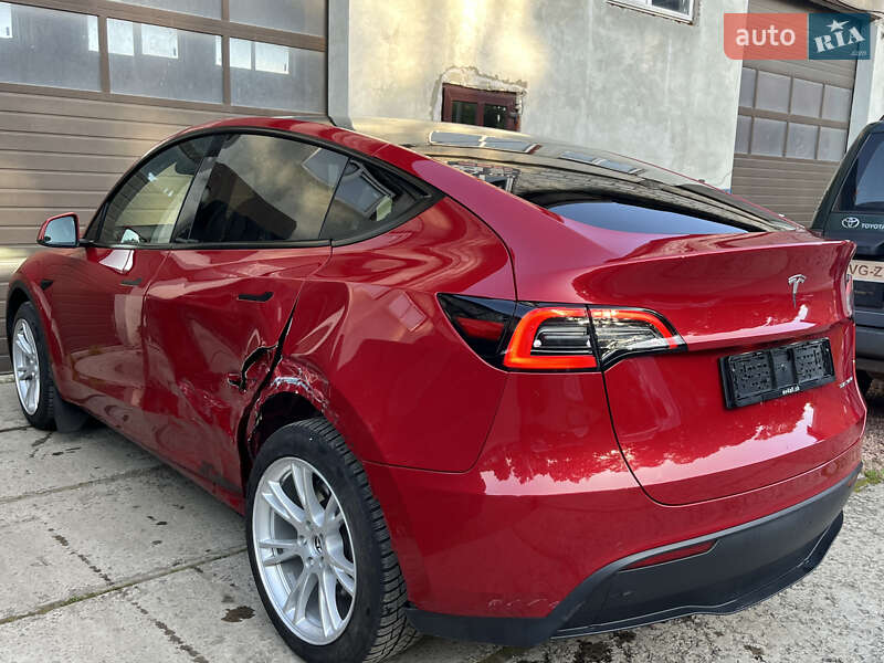 Внедорожник / Кроссовер Tesla Model Y 2022 в Стрые
