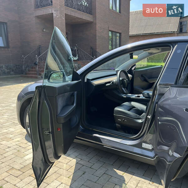 Внедорожник / Кроссовер Tesla Model Y 2022 в Виннице