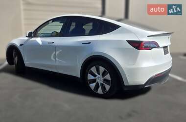 Внедорожник / Кроссовер Tesla Model Y 2020 в Киеве