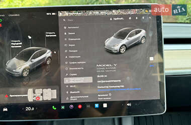 Позашляховик / Кросовер Tesla Model Y 2023 в 