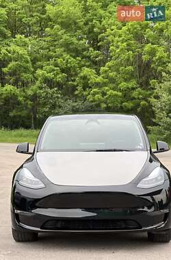 Внедорожник / Кроссовер Tesla Model Y 2023 в Киеве