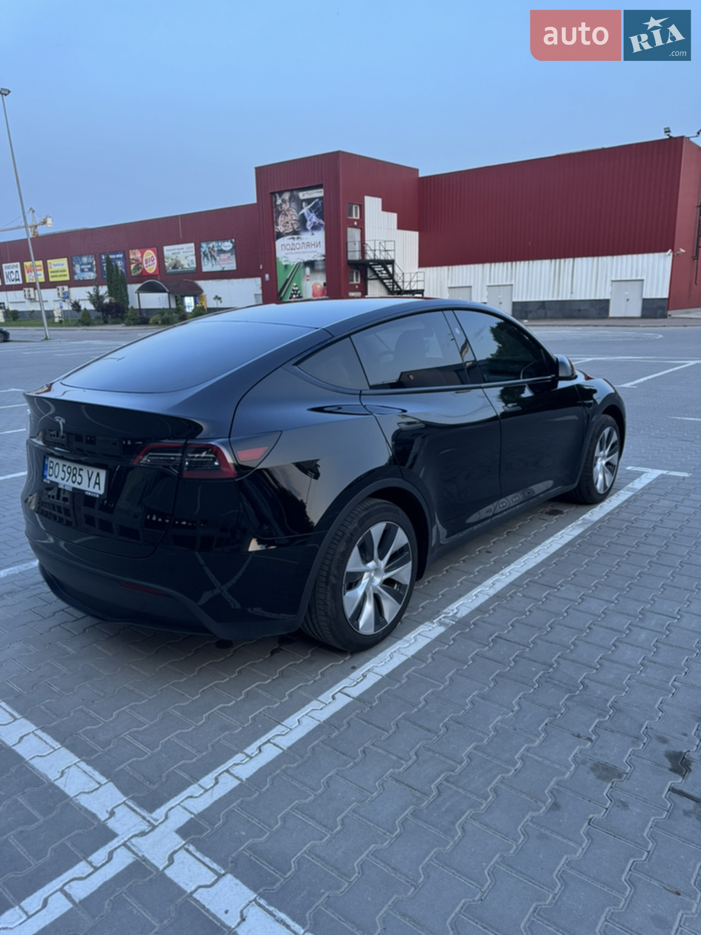 2023 Tesla Model Y - мініатюра 4