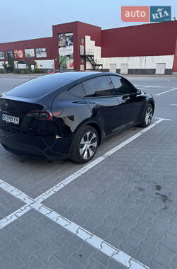 Внедорожник / Кроссовер Tesla Model Y 2023 в Тернополе