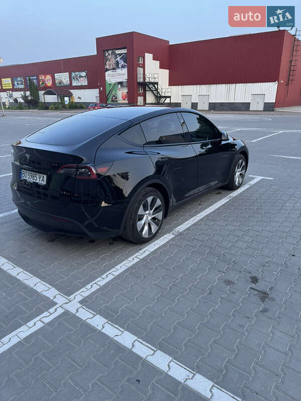 Внедорожник / Кроссовер Tesla Model Y 2023 в Тернополе