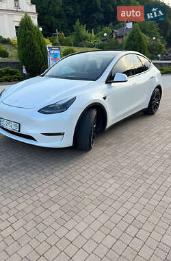 Внедорожник / Кроссовер Tesla Model Y 2023 в 