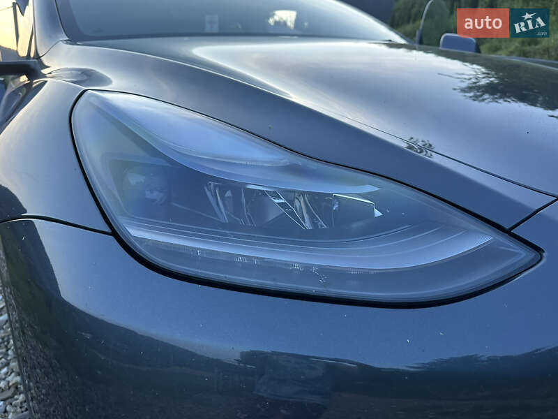 Внедорожник / Кроссовер Tesla Model Y 2022 в Львове
