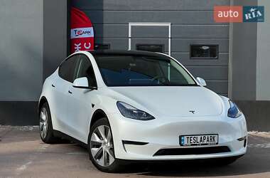 Позашляховик / Кросовер Tesla Model Y 2023 в 