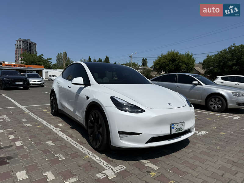 Внедорожник / Кроссовер Tesla Model Y 2022 в 