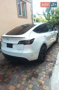 Внедорожник / Кроссовер Tesla Model Y 2022 в 