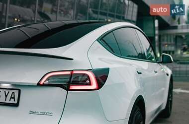 Внедорожник / Кроссовер Tesla Model Y 2022 в 