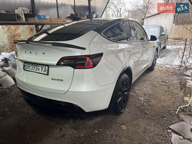 Внедорожник / Кроссовер Tesla Model Y 2021 в Одессе