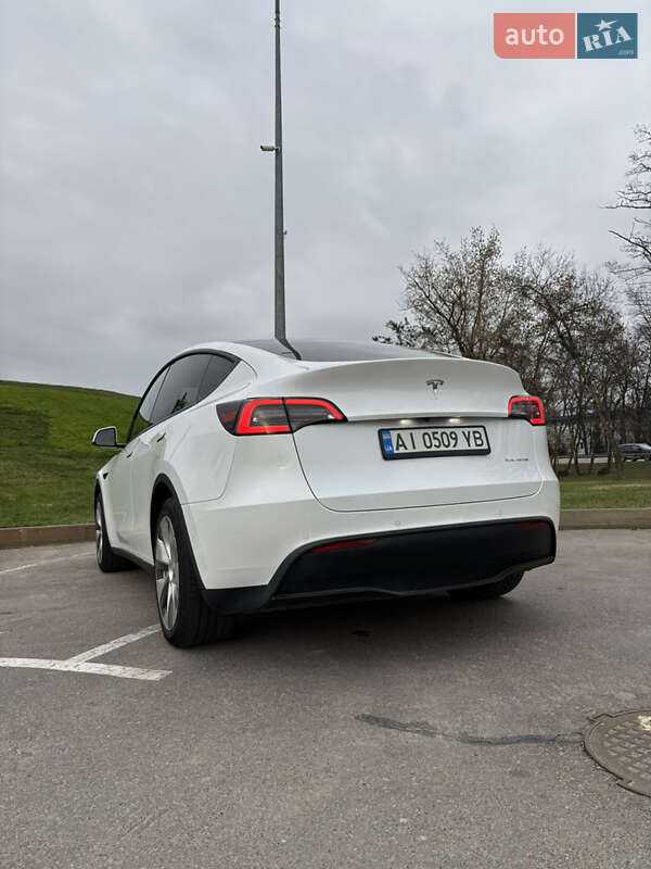 Позашляховик / Кросовер Tesla Model Y 2020 в Києві