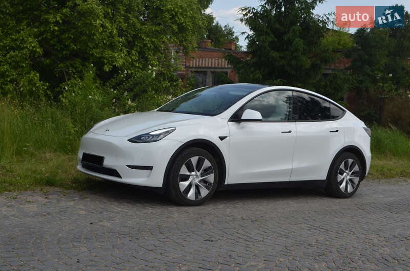 Внедорожник / Кроссовер Tesla Model Y 2020 в 