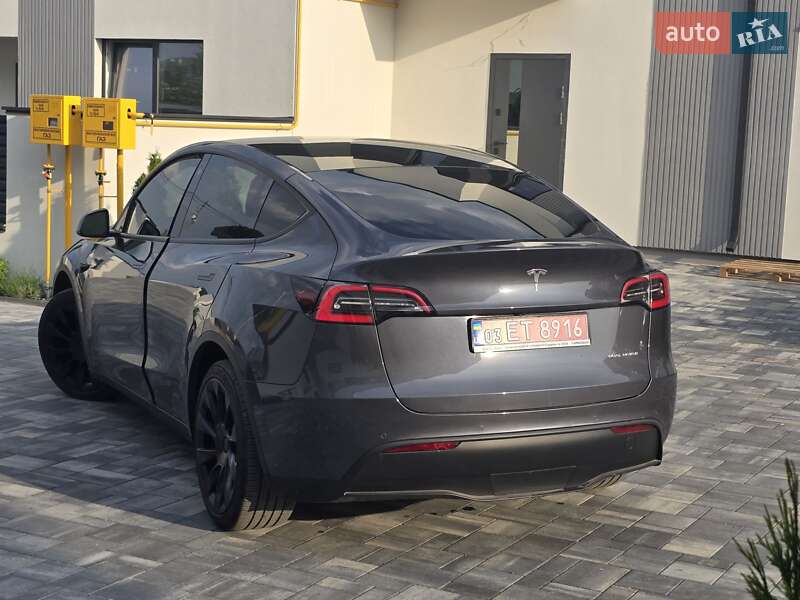 Внедорожник / Кроссовер Tesla Model Y 2021 в Ровно