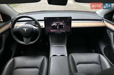 Позашляховик / Кросовер Tesla Model Y 2023 в 