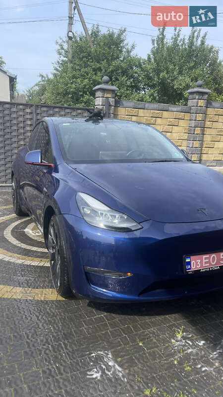Внедорожник / Кроссовер Tesla Model Y 2021 в Луцке