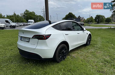 Внедорожник / Кроссовер Tesla Model Y 2023 в 