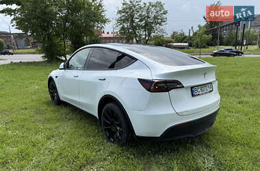 Внедорожник / Кроссовер Tesla Model Y 2023 в 