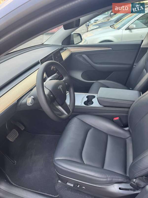 Внедорожник / Кроссовер Tesla Model Y 2022 в Киеве фото 11 Внедорожник / Кроссовер Tesla Model Y 2022 в Киеве