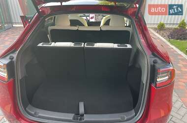 Внедорожник / Кроссовер Tesla Model Y 2021 в 