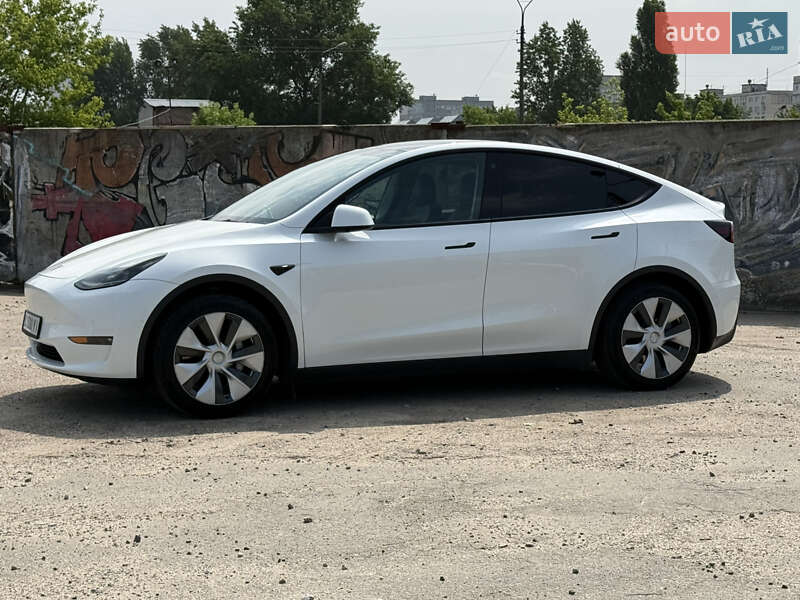 Внедорожник / Кроссовер Tesla Model Y 2022 в Киеве фото 4 Внедорожник / Кроссовер Tesla Model Y 2022 в Киеве