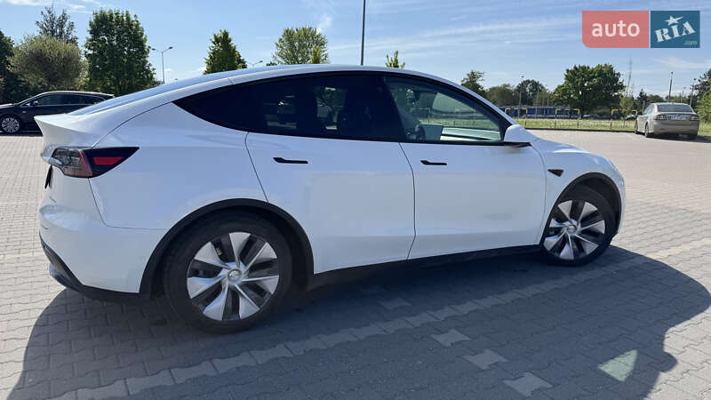 Внедорожник / Кроссовер Tesla Model Y 2021 в Львове