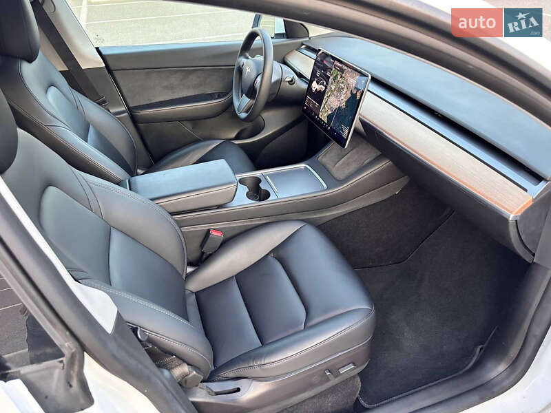 Внедорожник / Кроссовер Tesla Model Y 2021 в Киеве фото 4 Внедорожник / Кроссовер Tesla Model Y 2021 в Киеве