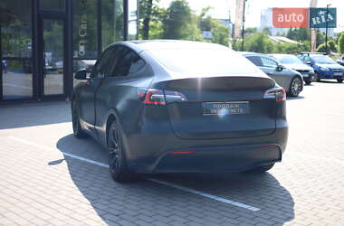 Внедорожник / Кроссовер Tesla Model Y 2021 в 