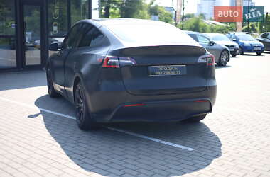 Внедорожник / Кроссовер Tesla Model Y 2021 в 