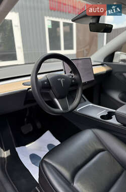 Внедорожник / Кроссовер Tesla Model Y 2021 в 