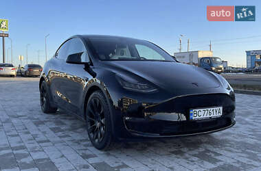 Внедорожник / Кроссовер Tesla Model Y 2021 в 