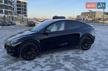 Внедорожник / Кроссовер Tesla Model Y 2021 в 
