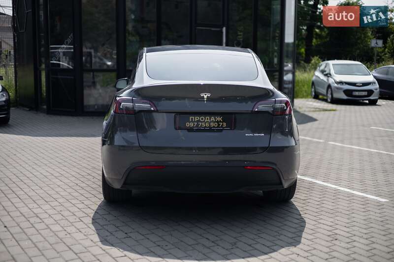 Внедорожник / Кроссовер Tesla Model Y 2024 в Львове