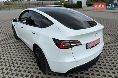Внедорожник / Кроссовер Tesla Model Y 2021 в 