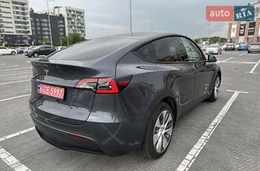 Позашляховик / Кросовер Tesla Model Y 2022 в 