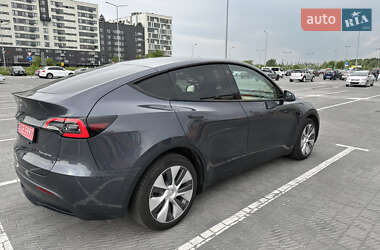 Позашляховик / Кросовер Tesla Model Y 2022 в 