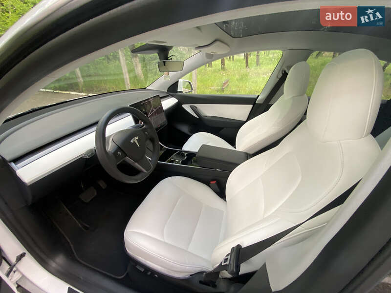 Внедорожник / Кроссовер Tesla Model Y 2021 в Чернигове фото 11 Внедорожник / Кроссовер Tesla Model Y 2021 в Чернигове