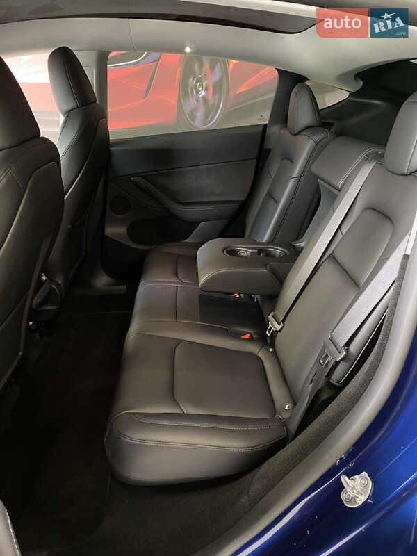 Внедорожник / Кроссовер Tesla Model Y 2024 в Киеве фото 36 Внедорожник / Кроссовер Tesla Model Y 2024 в Киеве